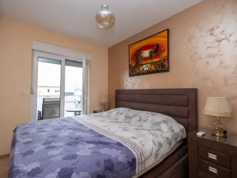 Prodaja, jednosoban stan, 47m², City Kvart, Podgorica - image 9