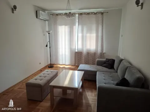 Izdavanje, dvosoban stan, 57m², Savski Venac, Beograd - image 3
