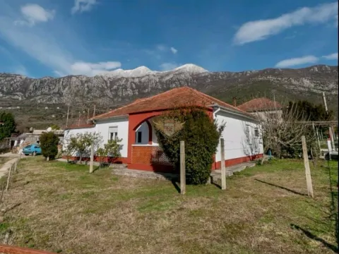 Prodaja, kuća, 152m², Herceg Novi, Crna Gora