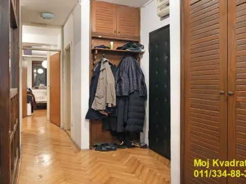 Sale, four bedroom apartment, 137m², Savski Venac, Beograd - image 15