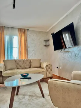 Rent, house, 200m², Gornja Gorica, Podgorica - image 9
