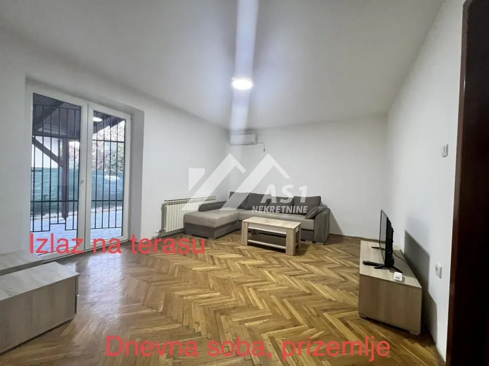 Rent, house, 180m², Tatarsko brdo, Petrovaradin