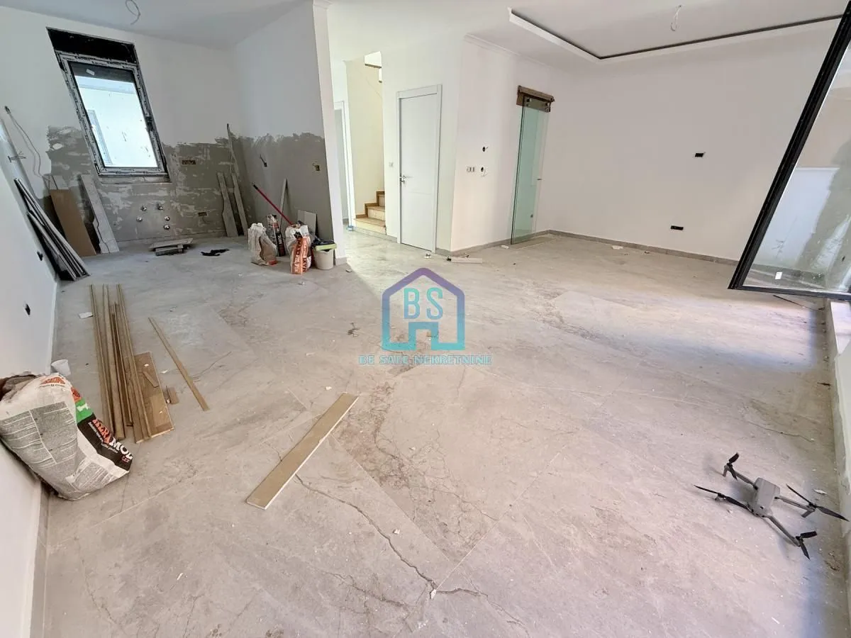 Prodaja, stan, 108m², Vidovdansko naselje, Novi Sad Sve Podlokacije