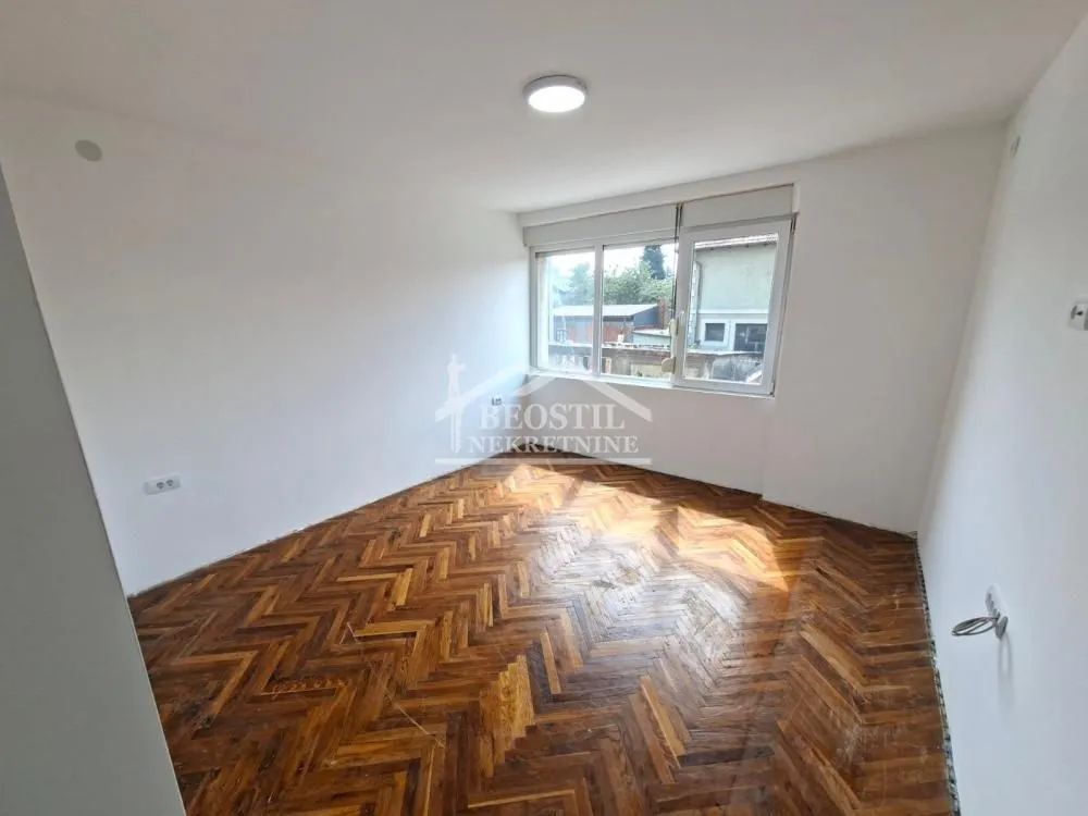 Prodaja, dvosoban stan, 55m², Carina, Smederevo
