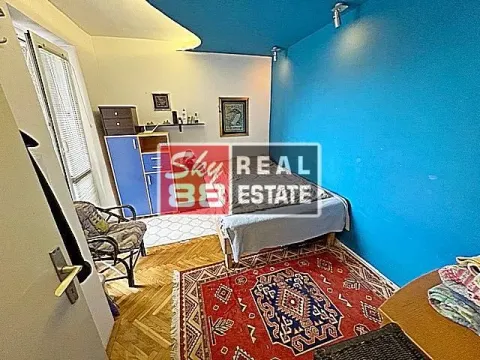 Prodaja, kuća, 280m², Golf Naselje, Beograd - image 9