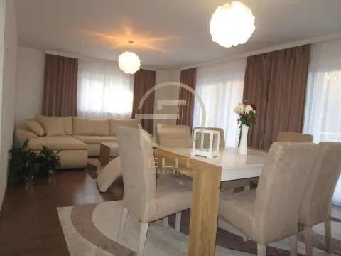 Sale, house, 220m², Alibegovac, Petrovaradin - image 7