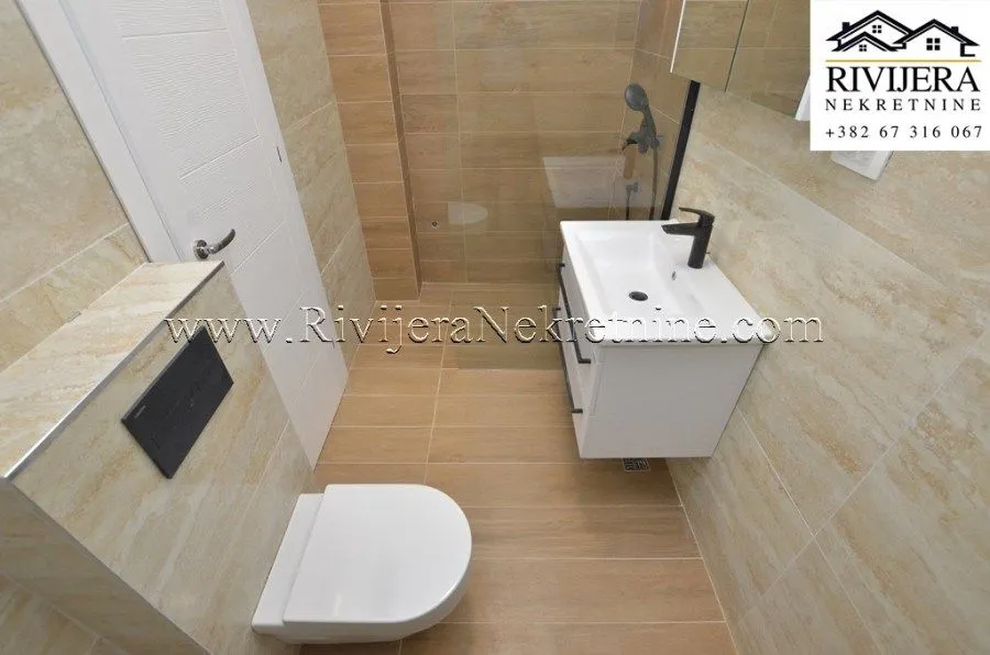 Prodaja, dvosoban stan, 96m², Đenovići, Herceg Novi