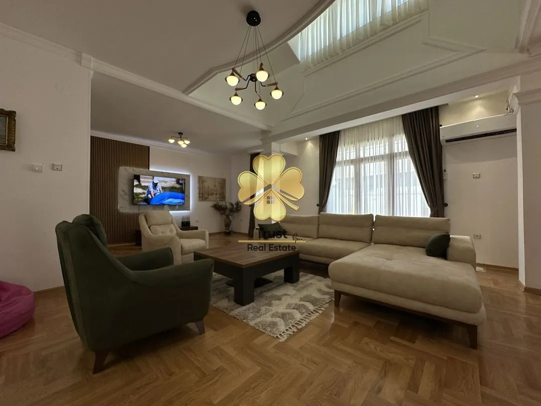 Rent, house, 280m², Zabjelo, Podgorica