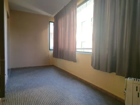 Izdavanje, dvosoban stan, 64m², Gorica C, Podgorica - image 13