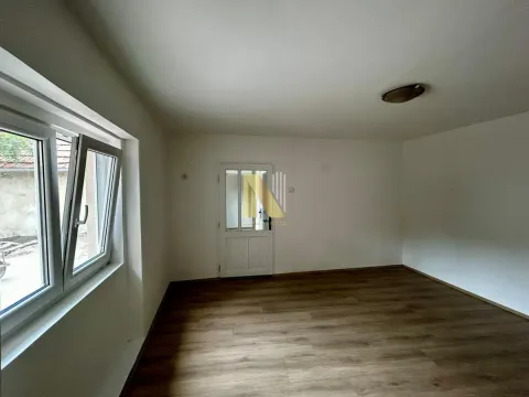 Prodaja, kuća, 80m², Prozivka, Subotica - image 15