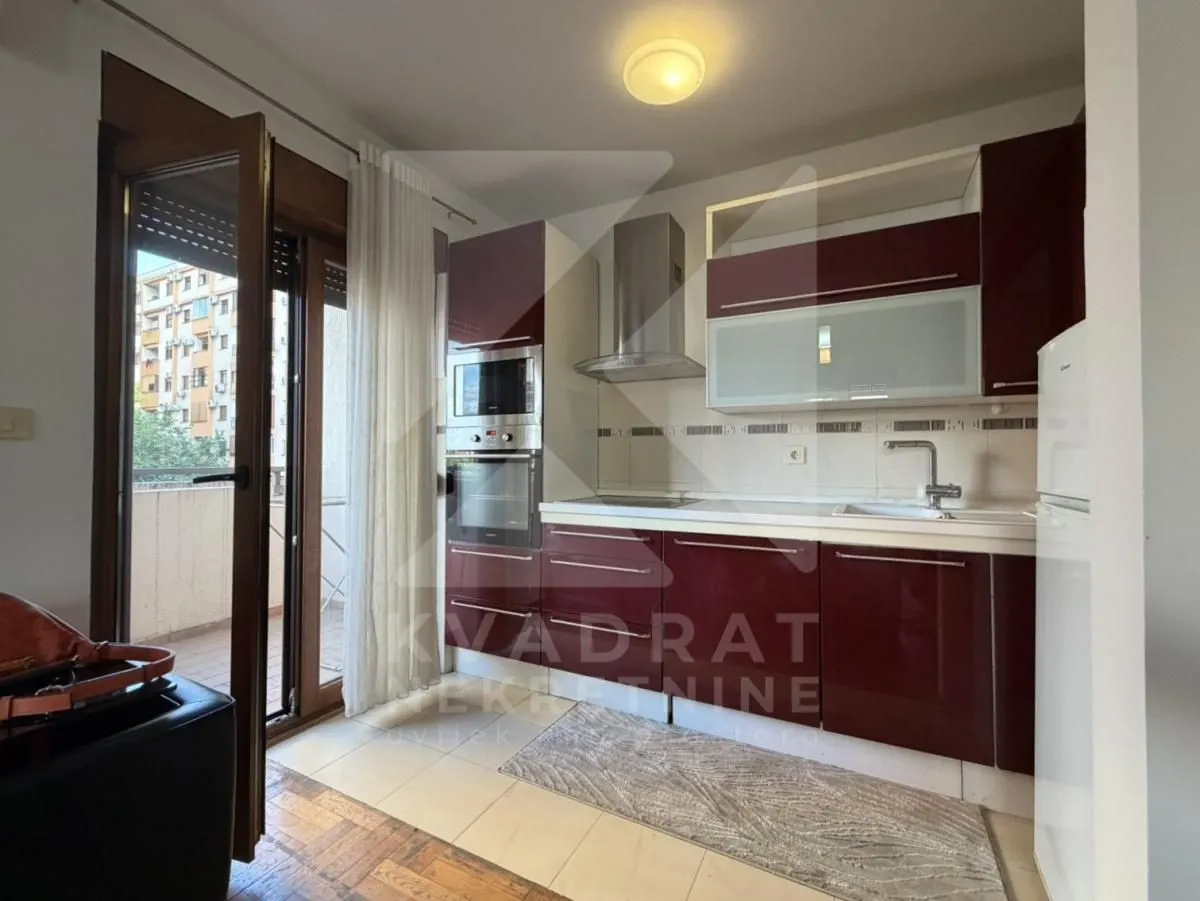 Rent, one bedroom apartment, 43m², Stari Aerodrom, Podgorica