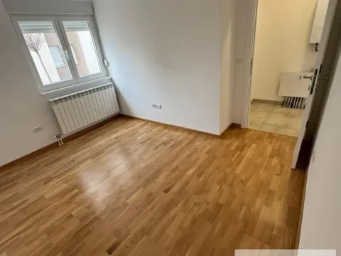 Rent, three bedroom apartment, 56m², Ledine, Beograd - image 16