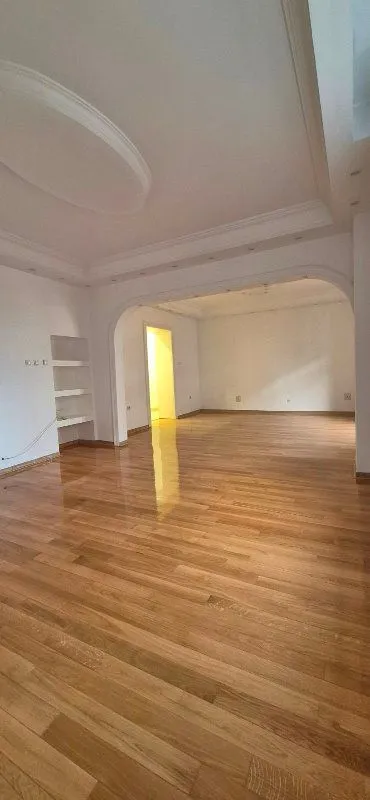 Rent, studio apartment, 144m², Vračar Sve Podlokacije, Beograd