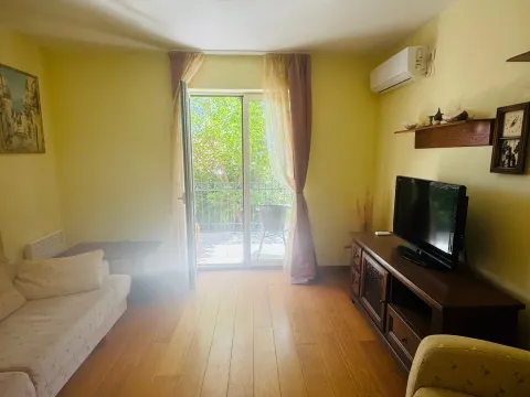 Sale, two bedroom apartment, 52m², Petrovac, Budva - image 3