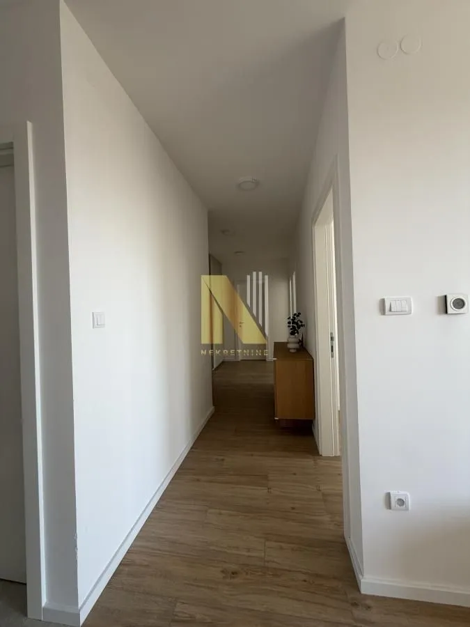 Prodaja, četvorosoban stan, 76m², Telep, Novi Sad Sve Podlokacije