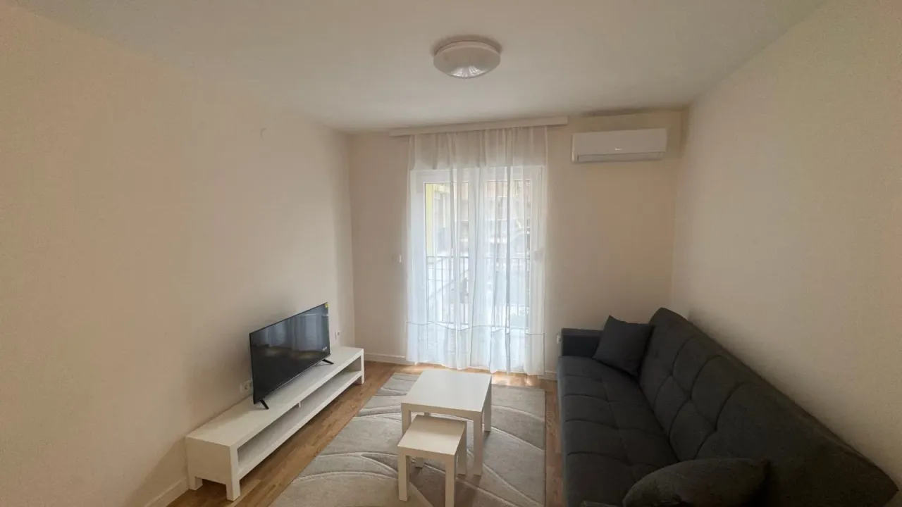Izdavanje, jednosoban stan, 40m², Zabjelo, Podgorica