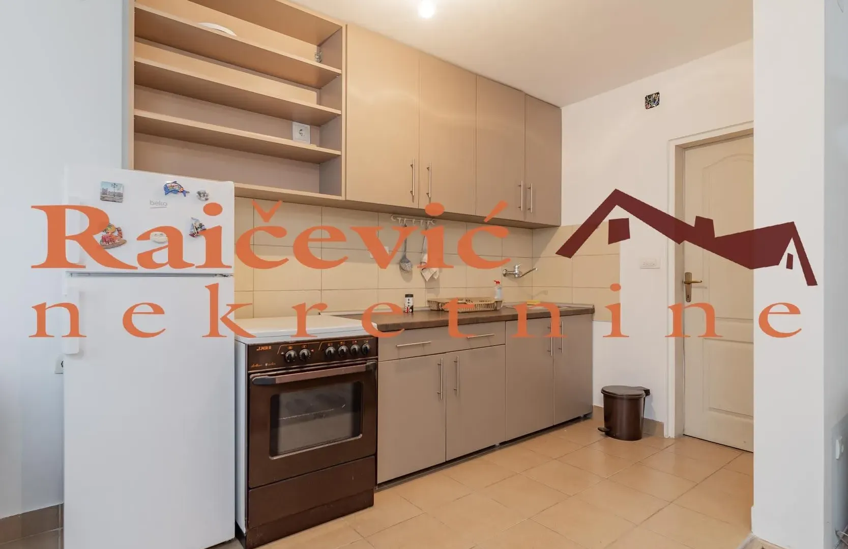 Izdavanje, jednosoban stan, 41m², Zemun Gornji Grad, Zemun Sve Podlokacije