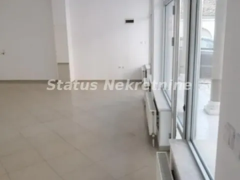 Prodaja, poslovni prostor, 330m², Ruma, Srbija - image 3