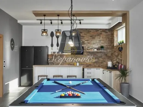 Rent, house, 295m², Sremski Karlovci, Novi Sad - image 10