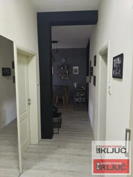 Prodaja, trosoban stan, 70m², Bulevar Oslobodjenja, Novi Sad Sve Podlokacije - image 7