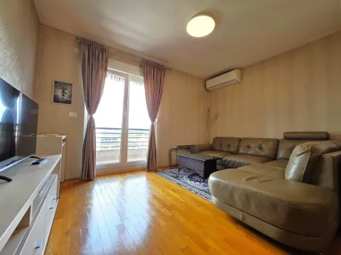 Rent, apartment, 60m², Stari Aerodrom, Podgorica - image 3