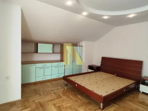 Izdavanje, kuća, 220m², Veternik, Novi Sad Sve Podlokacije - image 13