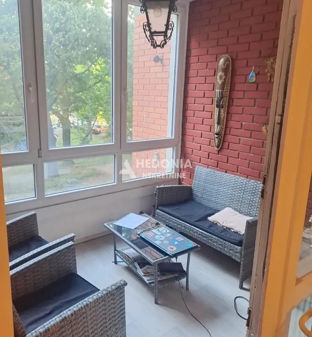 Sale, three bedroom apartment, 94m², Vidikovački venac, Rakovica