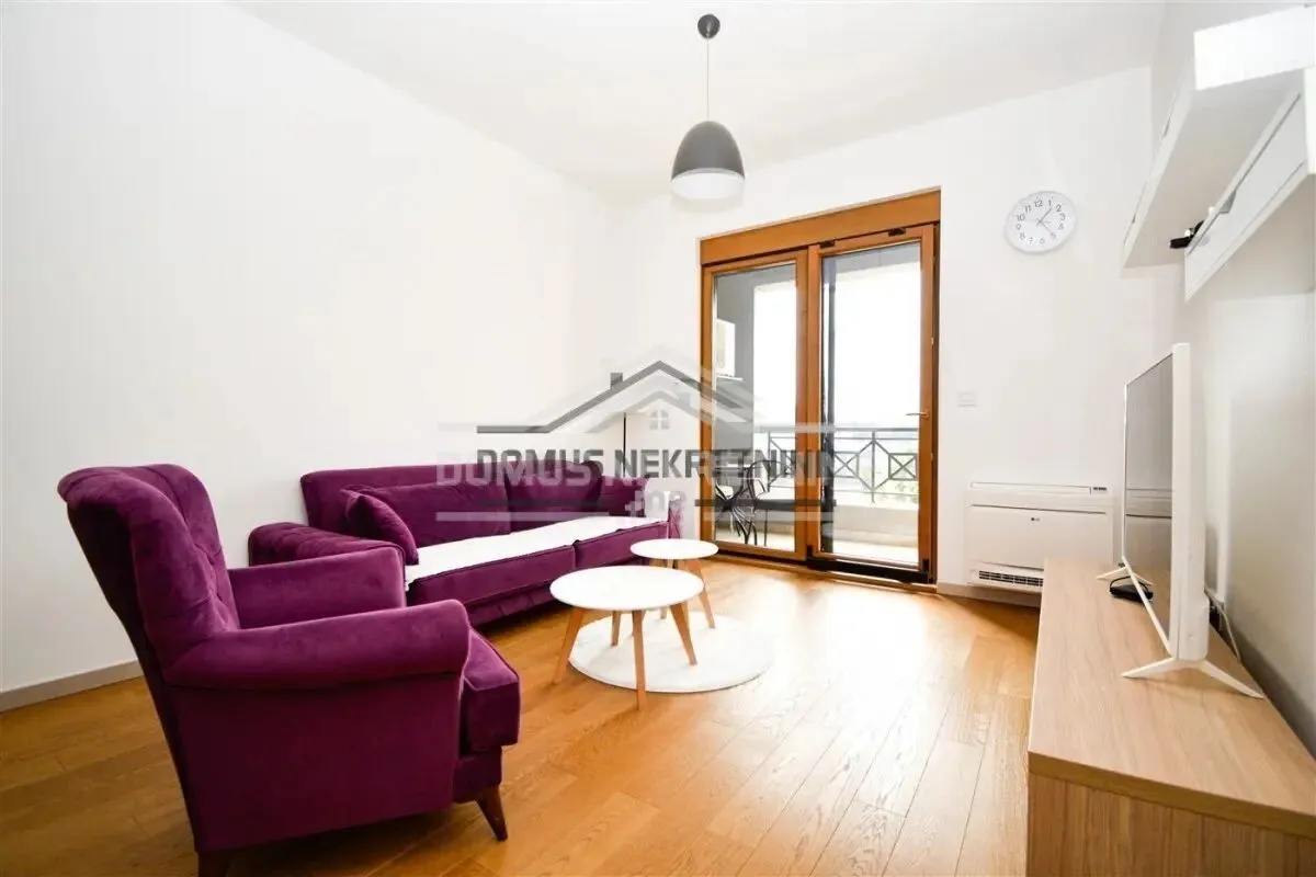 Rent, one bedroom apartment, 55m², Gorica C, Podgorica