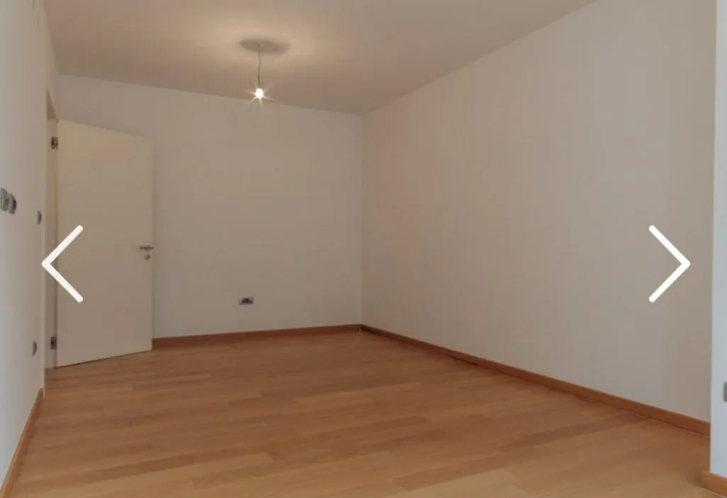 Prodaja, trosoban stan, 114m², Centar, Podgorica