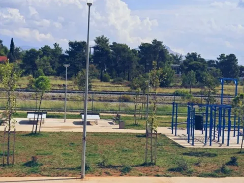 Prodaja, jednosoban stan, 45m², Tuški Put, Podgorica - image 11