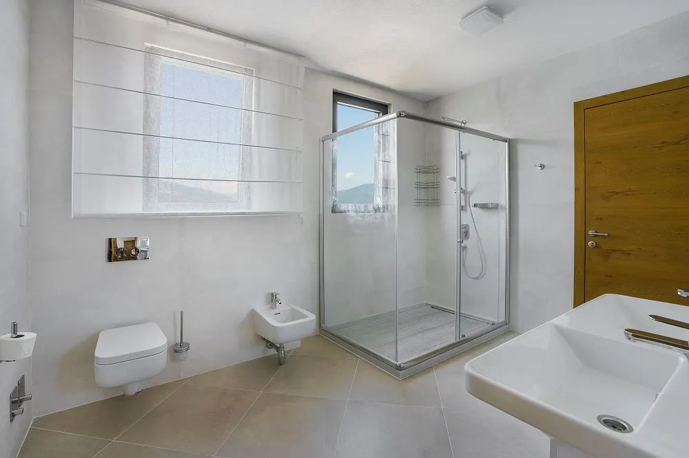Prodaja, kuća, 420m², Krašići, Tivat