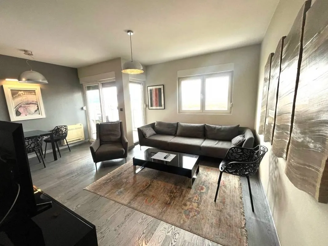 Izdavanje, jednosoban stan, 55m², City Kvart, Podgorica