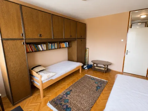 Rent, two bedroom apartment, 65m², Pejton, Podgorica - image 11