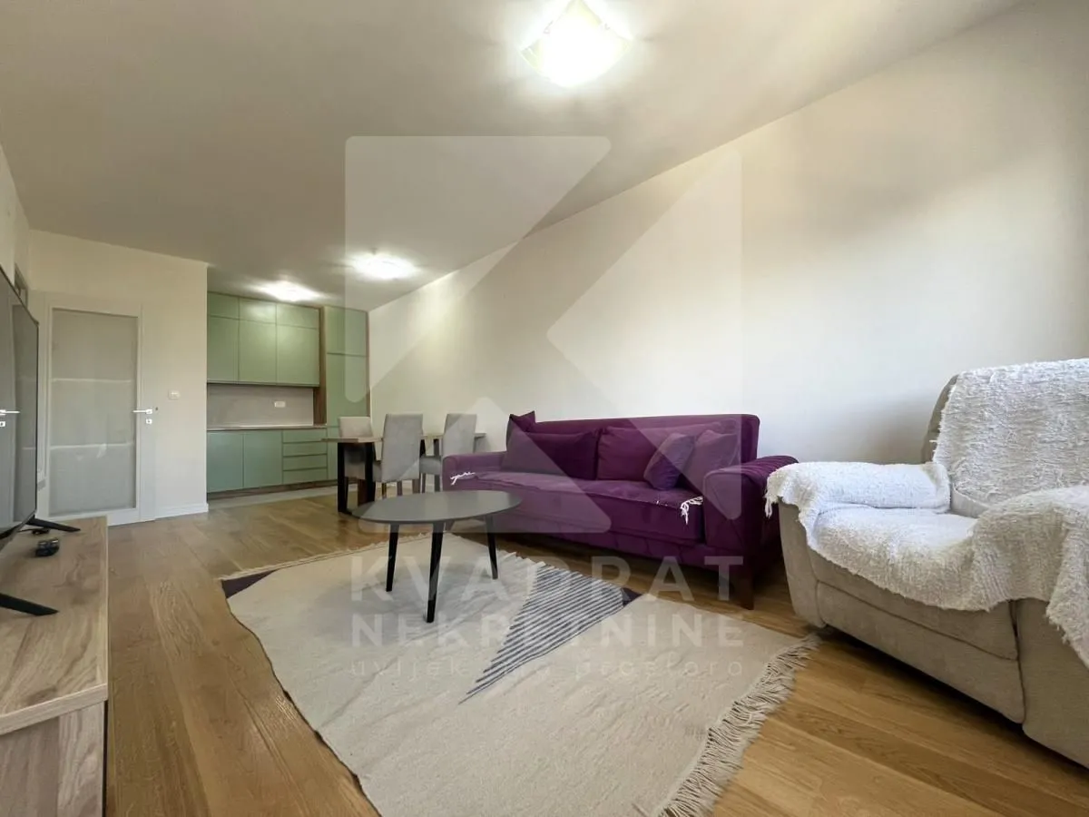 Rent, two bedroom apartment, 72m², Central Point, Podgorica