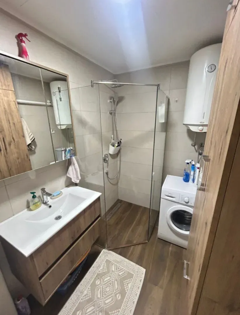 Izdavanje, jednosoban stan, 45m², Zabjelo, Podgorica
