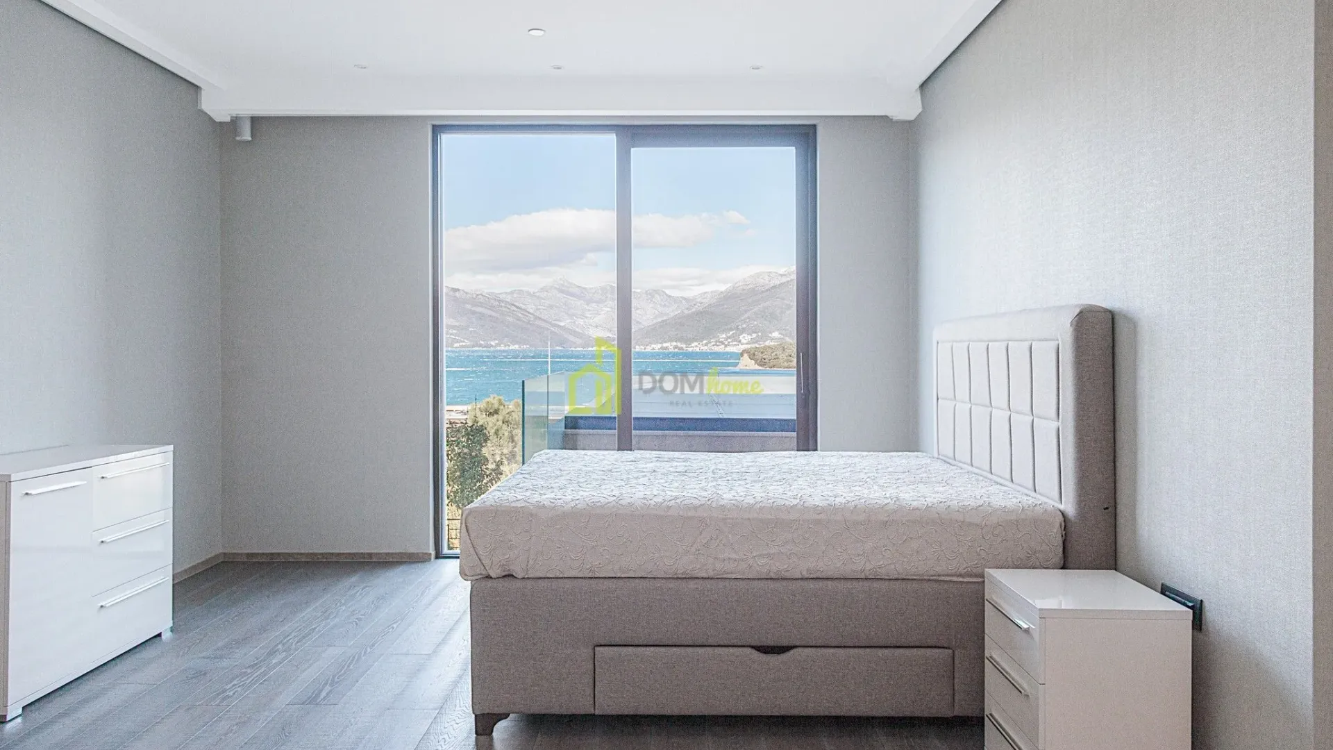 Prodaja, trosoban stan, 410m², Đuraševići, Tivat