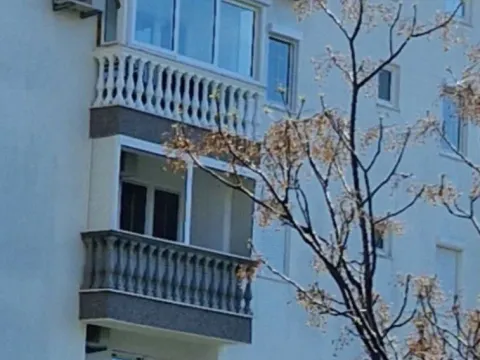 Sale, three bedroom apartment, 82m², Sutomore, Bar - image 7