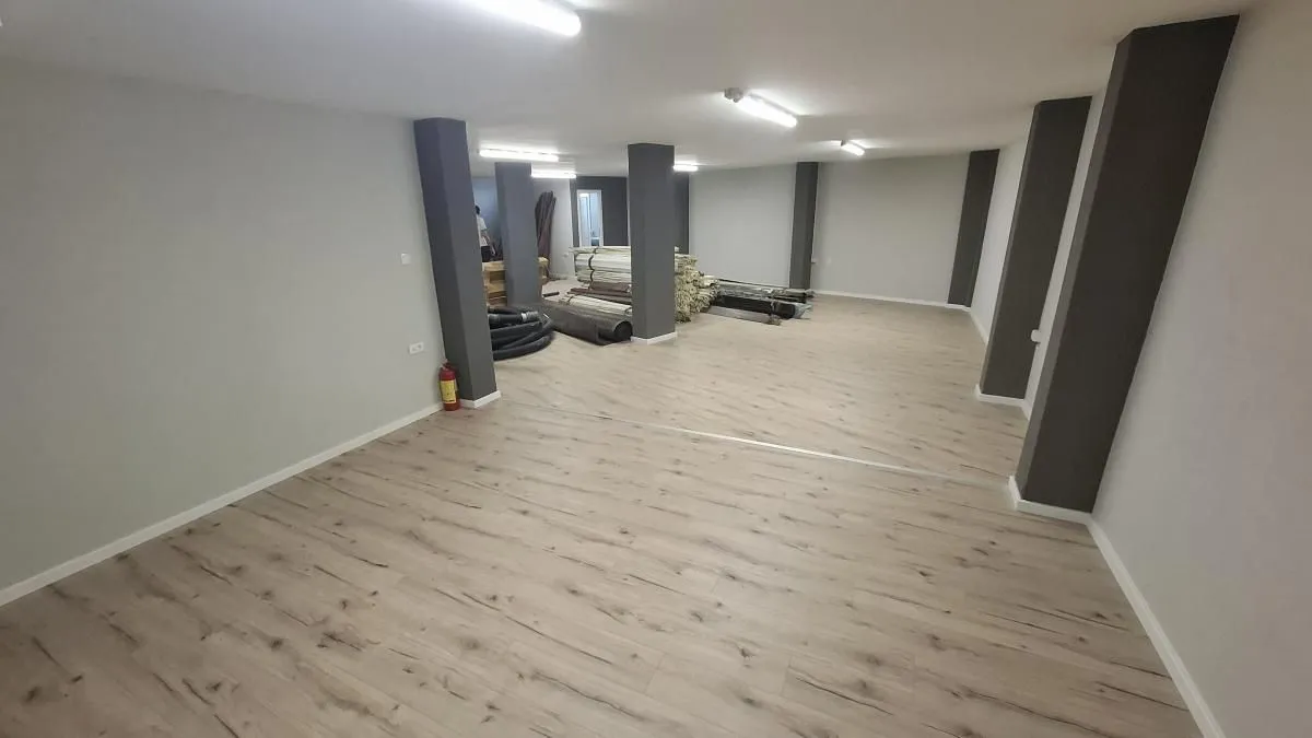 Rent, office space, 140m², Petrovaradin, Novi Sad
