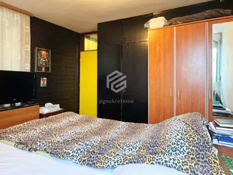 Prodaja, stan, 76m², Blok 5, Podgorica - image 9