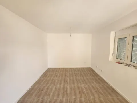 Prodaja, dvosoban stan, 59m², Ilino, Bar - image 6