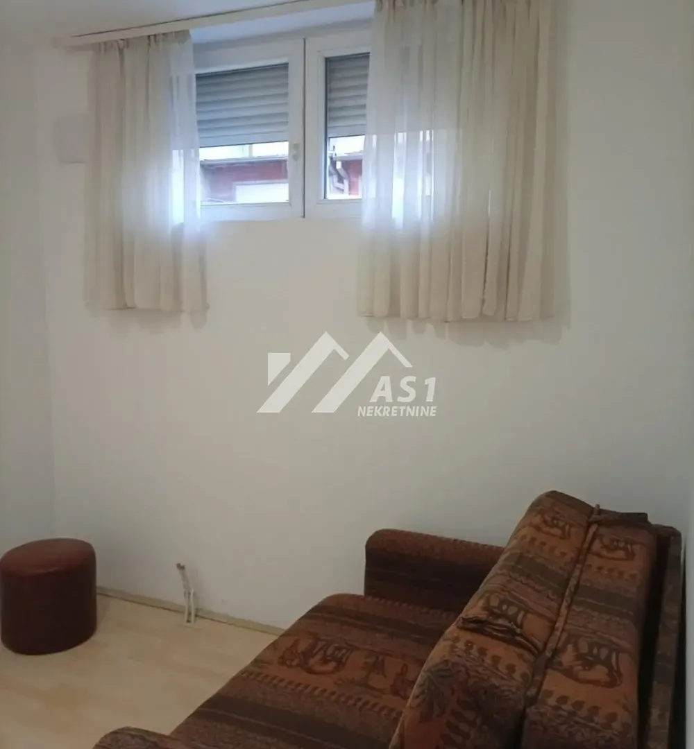 Rent, three bedroom apartment, 55m², Socijalno, Novi Sad Sve Podlokacije