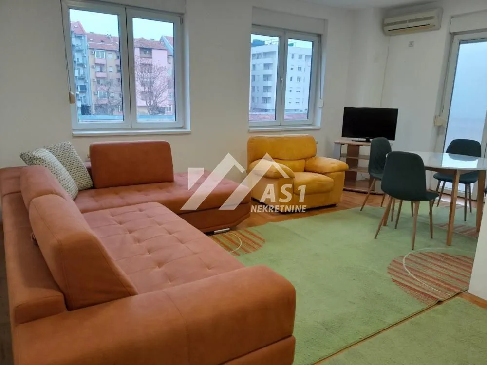 Izdavanje, trosoban stan, 60m², Nova Detelinara, Novi Sad Sve Podlokacije