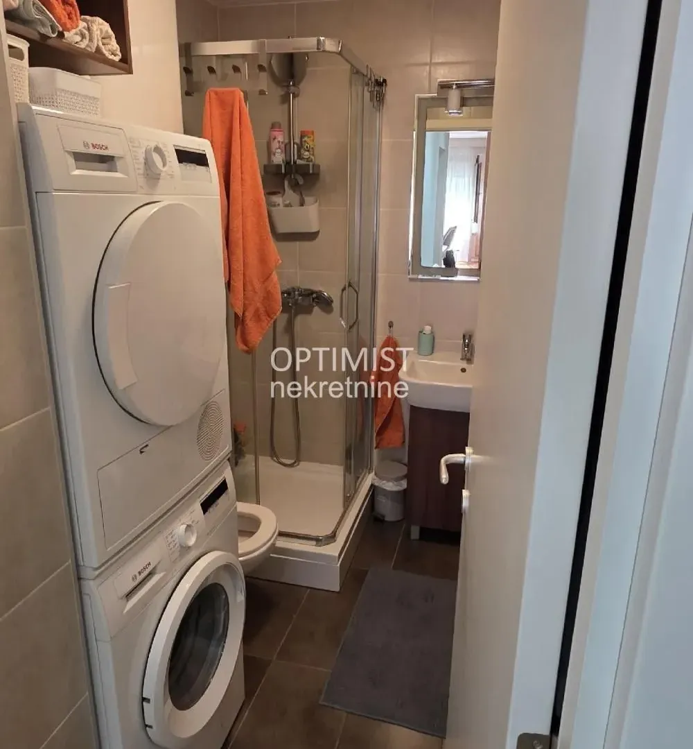 Rent, three bedroom apartment, 106m², Zemun Sve Podlokacije, Beograd