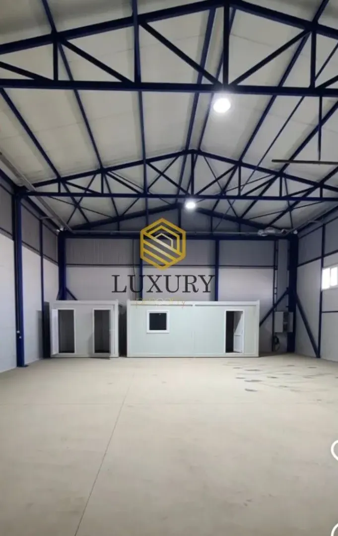 Rent, office space, 1000m², Tuzi, Podgorica