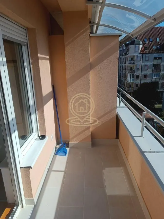 Izdavanje, garsonjera, 41m², Grbavica, Novi Sad Sve Podlokacije