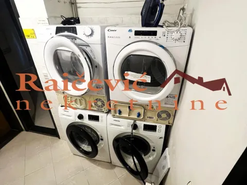 Prodaja, stan, 189m², Stari Grad, Beograd - image 9