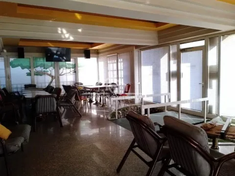 Rent, office space, 234m², Batajnica, Beograd - image 4