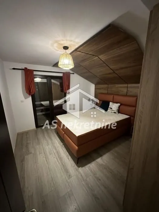 Izdavanje, kuća, 185m², Novi Beograd Sve Podlokacije, Beograd