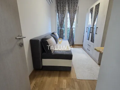 Izdavanje, dvosoban stan, 68m², Stara Varoš, Podgorica - image 6
