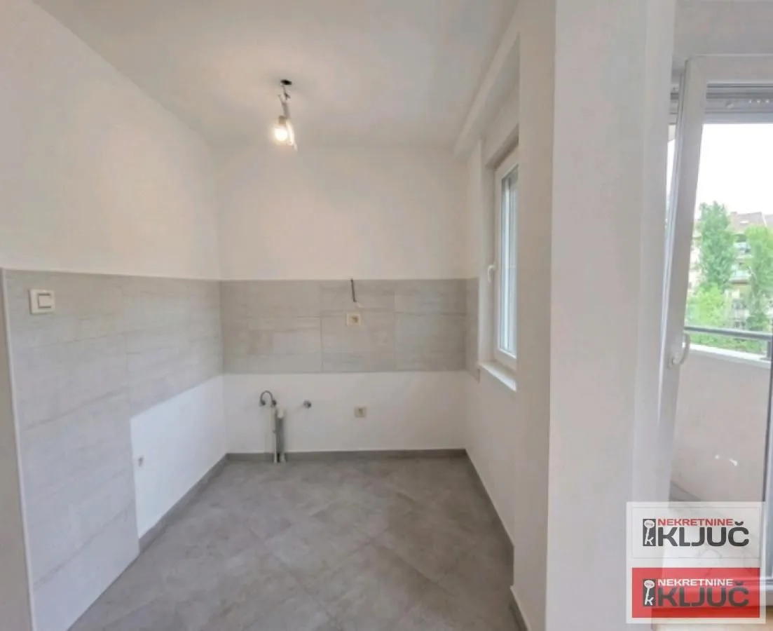Prodaja, dvosoban stan, 40m², Detelinara, Novi Sad Sve Podlokacije